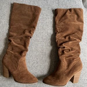 Target brand boots Size 9